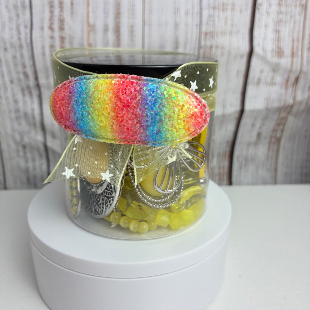 Mystery Treasure 12 oz Jar - Lot 0283